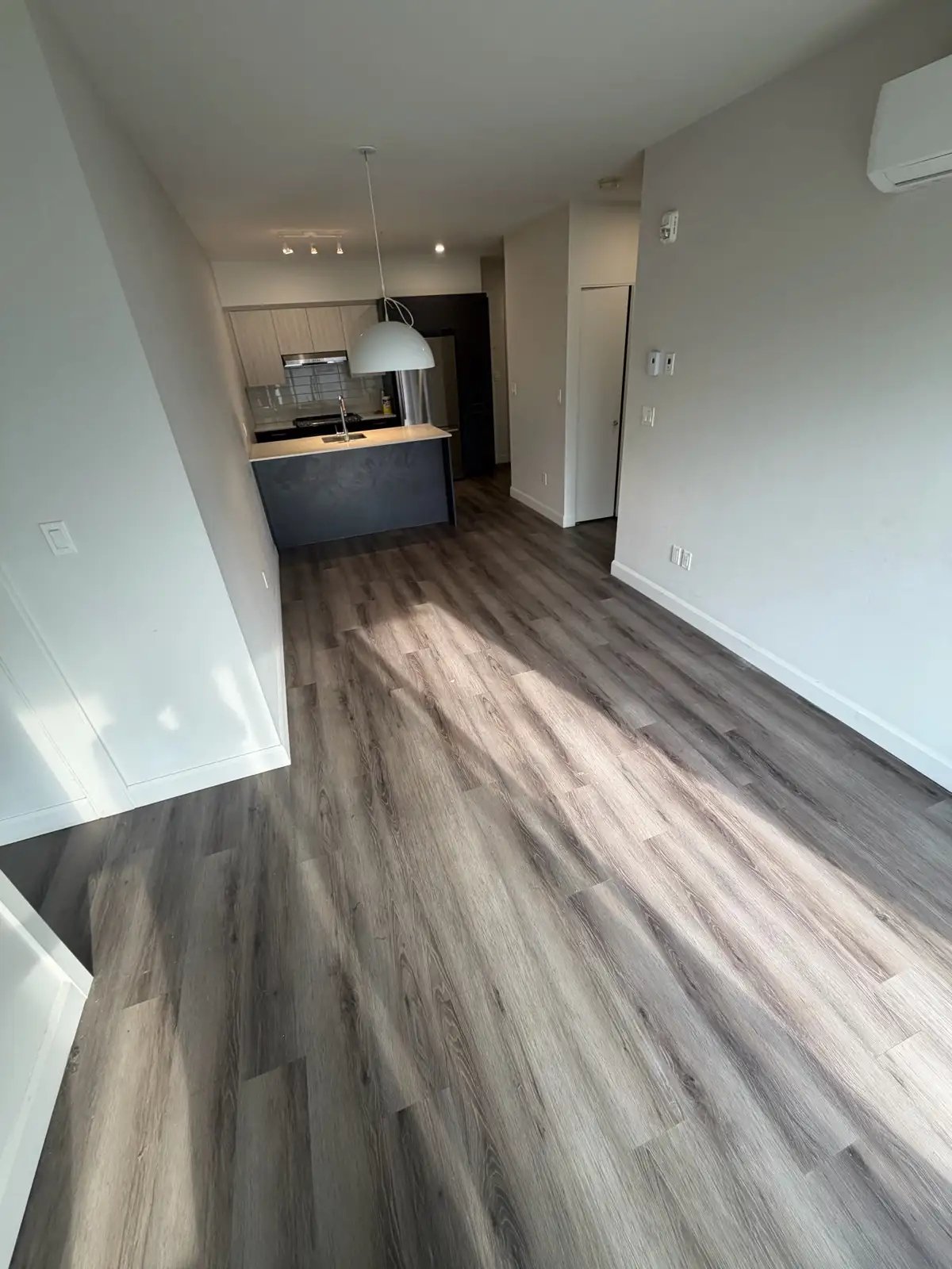 Unité moderne 2 chambres disponible dès maintenant